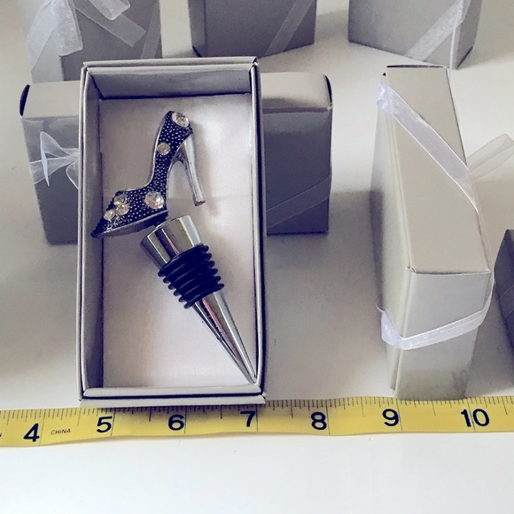 🩸Boxed Wine Bottle Stopper | Black Gray Silver Faux Diamond Diva Shoe - Picture 3 of 9